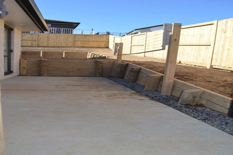 Photo of property in 10 Herring Place, Omokoroa, 3114