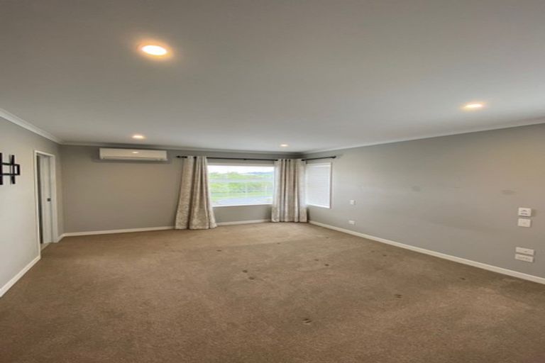 Photo of property in 36 Station Street, Hobsonville, Auckland, 0616