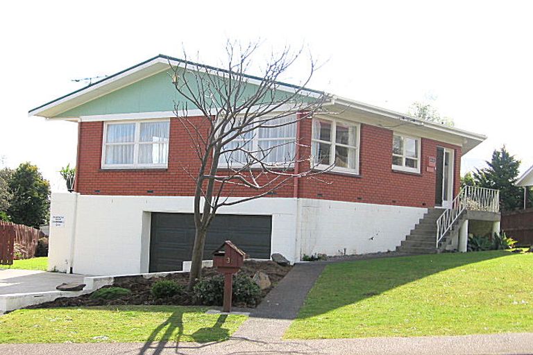 Photo of property in 38 Ingram Street, Papakura, 2110