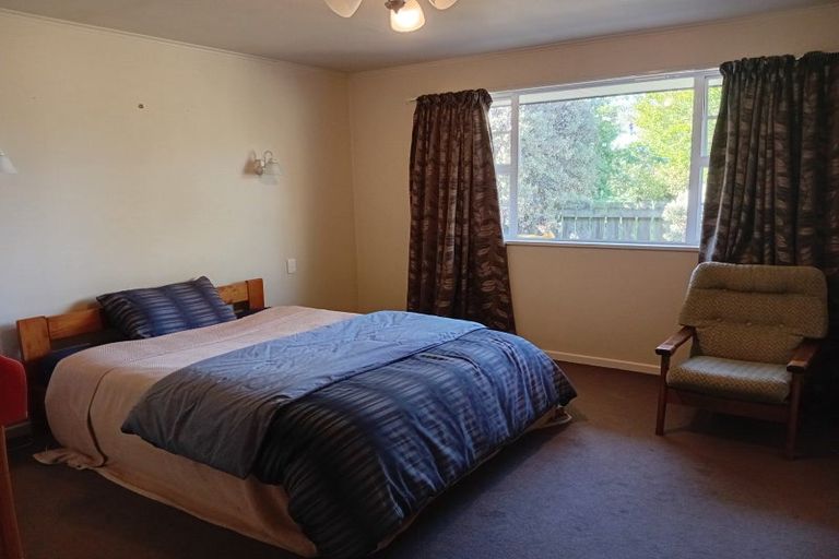 Photo of property in 2 Waldron Place, Clyde, 9330