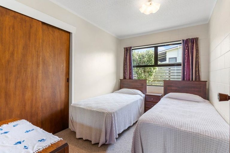 Photo of property in 115 Linton Crescent, Whangamata, 3620