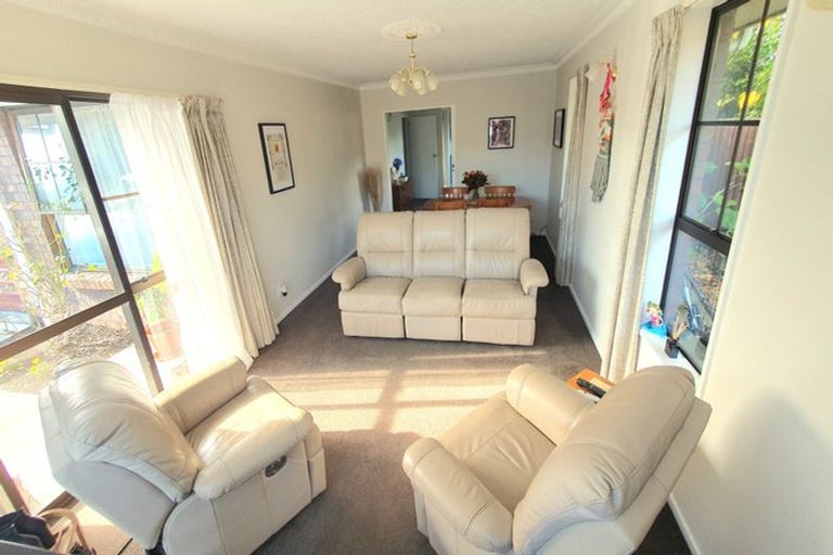 Photo of property in 3 Greystoke Lane, Avonhead, Christchurch, 8042