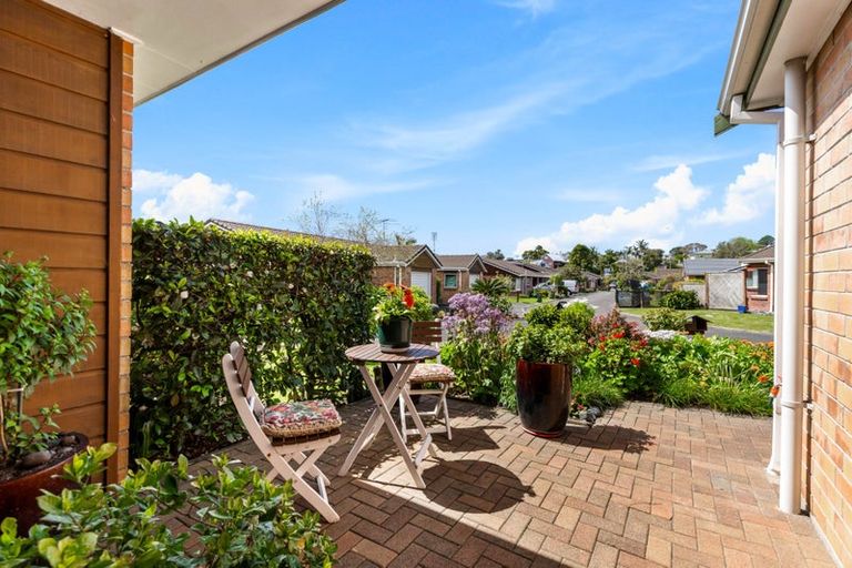 Photo of property in 16 The Grove, Red Beach, 0932