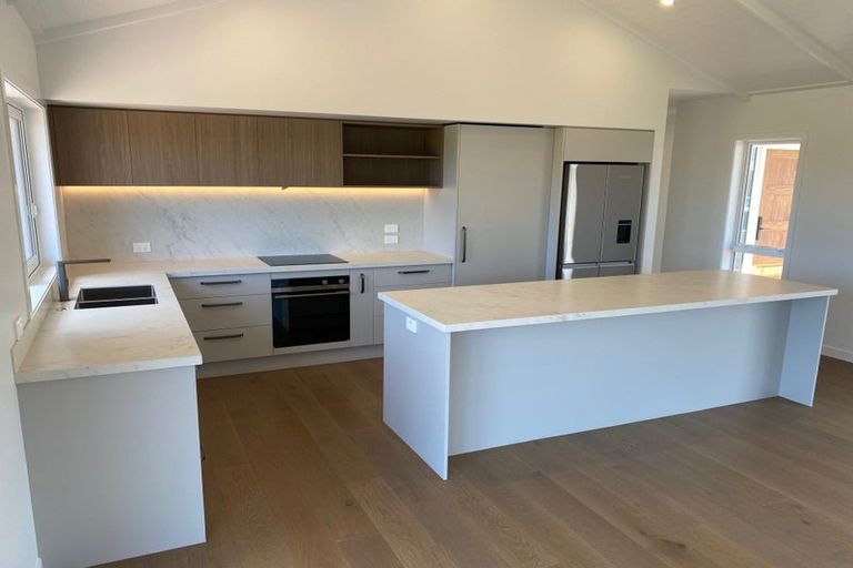 Photo of property in 156 Kupe Drive, Whitianga, 3510