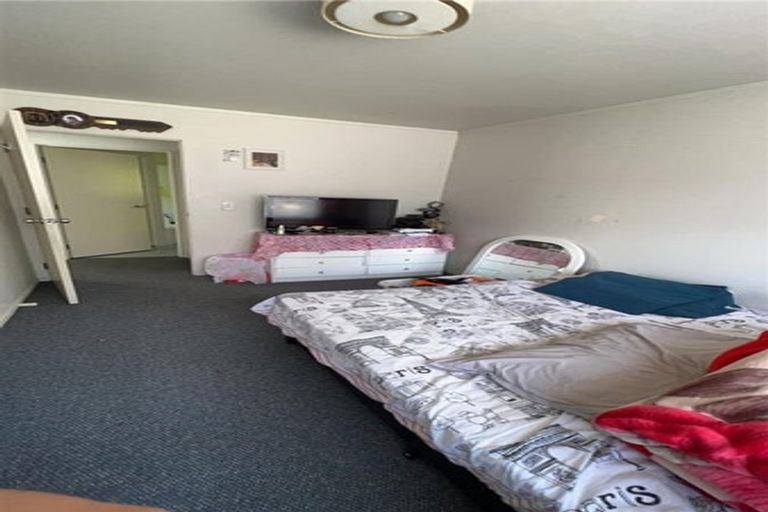 Photo of property in 26 Sunvue Road, Glen Eden, Auckland, 0602