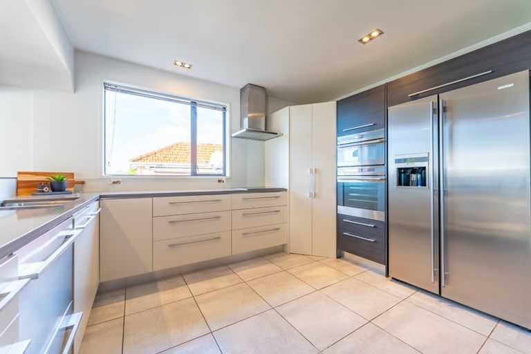 Photo of property in 203 Douglas Street, Highfield, Timaru, 7910