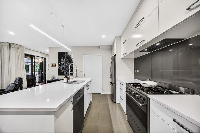 Photo of property in 1 Bella Vista Drive, Gulf Harbour, Whangaparaoa, 0930