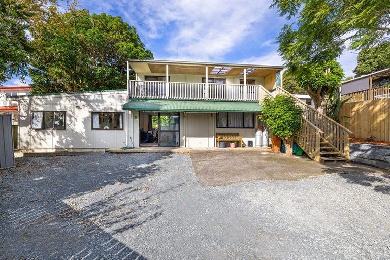 Photo of property in 6 Helen Place, Raglan, 3225