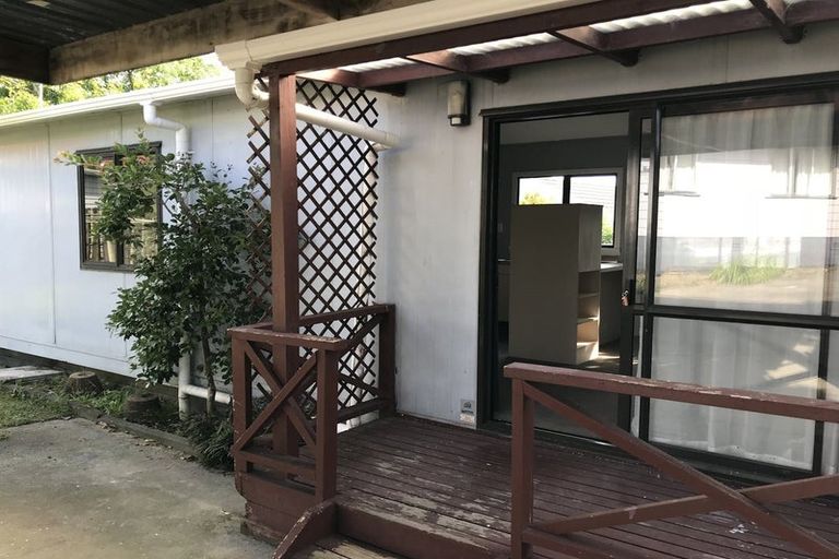 Photo of property in 139 Aviemore Drive, Highland Park, Auckland, 2010