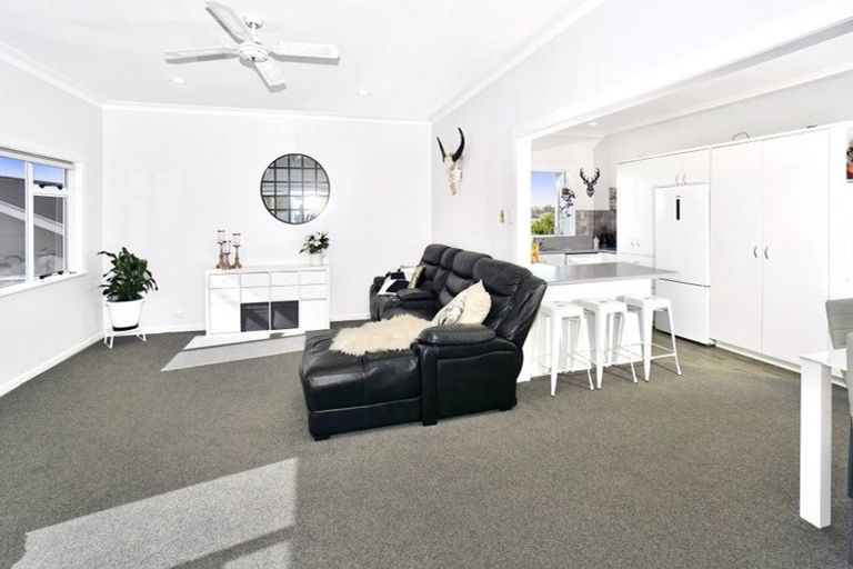 Photo of property in 40 Oxford Street, Te Puke, 3119