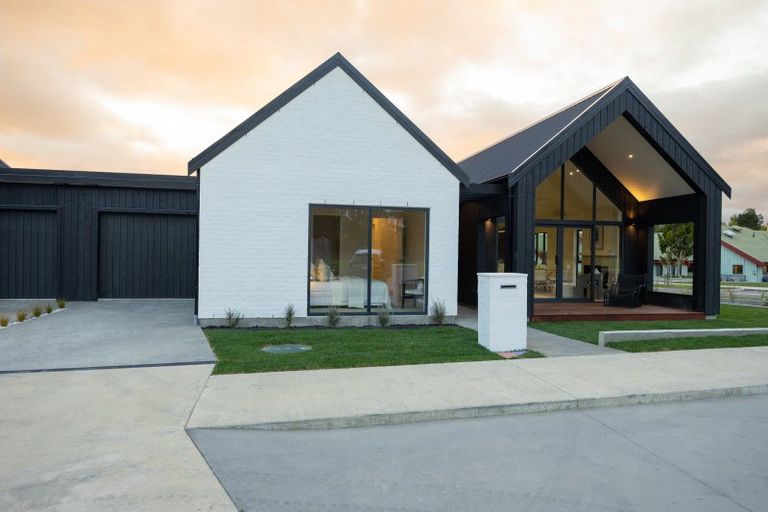 Photo of property in 40 Kanuka Drive, Waitarere, Levin, 5510