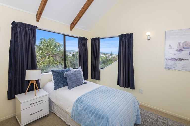 Photo of property in 51 George Point Road, Onerahi, Whangarei, 0110