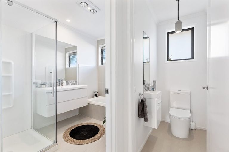 Photo of property in 298 Lakes Boulevard, Pyes Pa, Tauranga, 3112