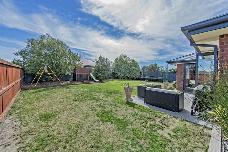 Photo of property in 2 Goldie Place, Rolleston, 7614