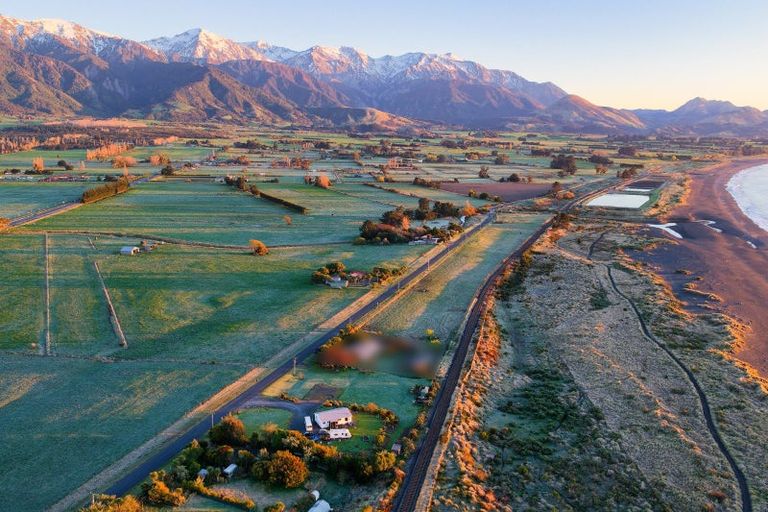 Photo of property in 44 Beach Road, Kaikoura Flat, Kaikoura, 7371