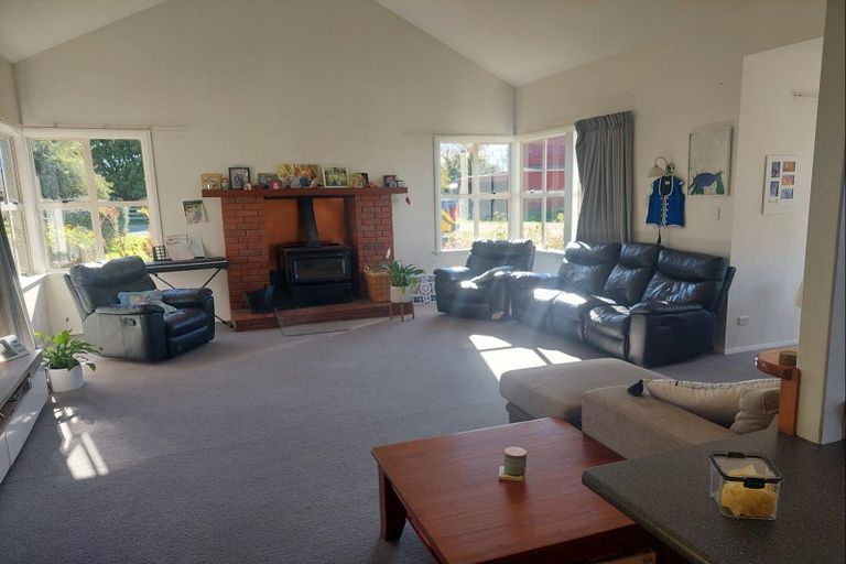 Photo of property in 2 Essex Street, Weston, Oamaru, 9401