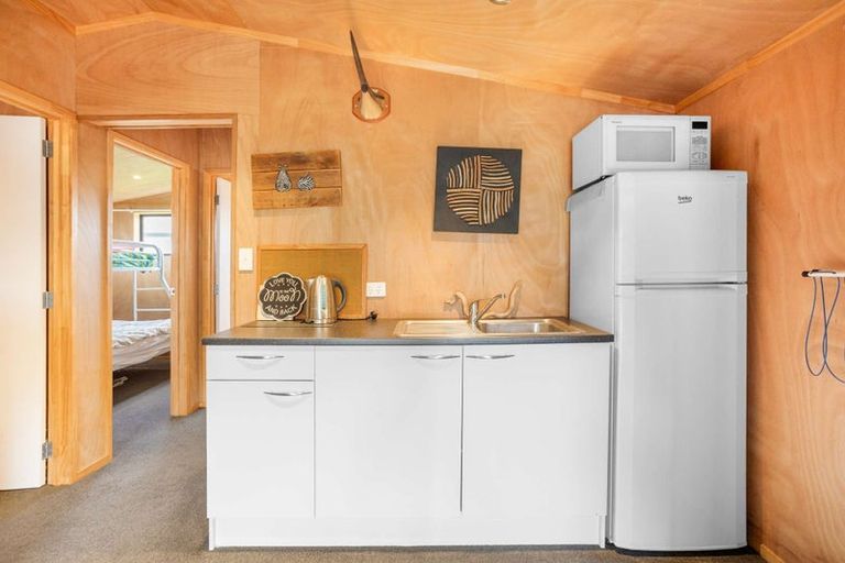 Photo of property in 106 Mckellar Place, Whangamata, 3620