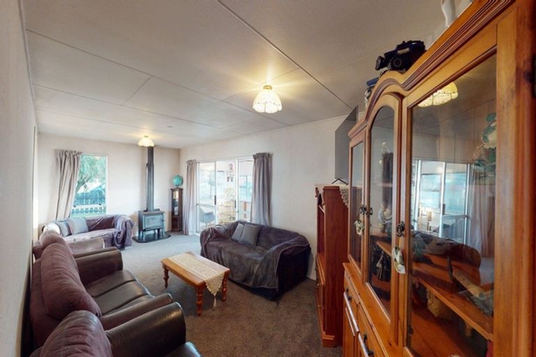 Photo of property in 20 Grenville Street, Levin, 5510