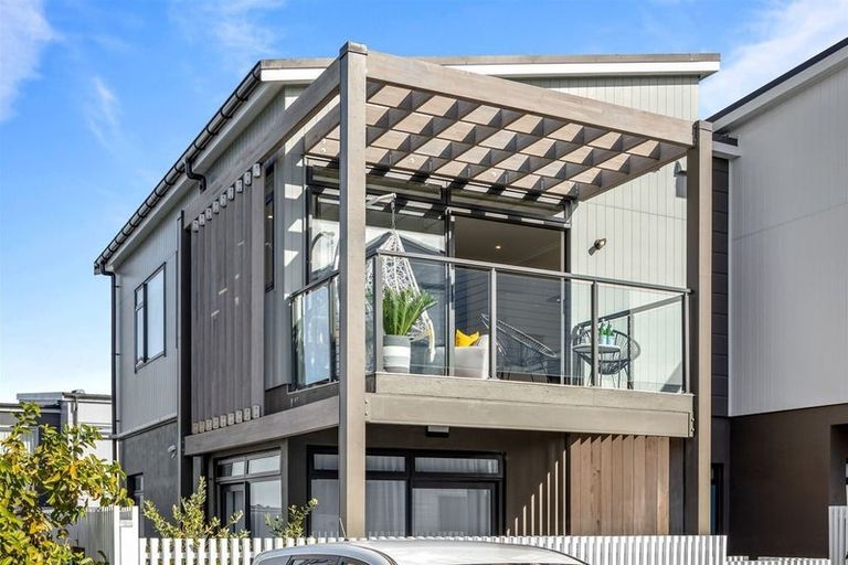 Photo of property in 26 Mollusc Road, Hobsonville, Auckland, 0616