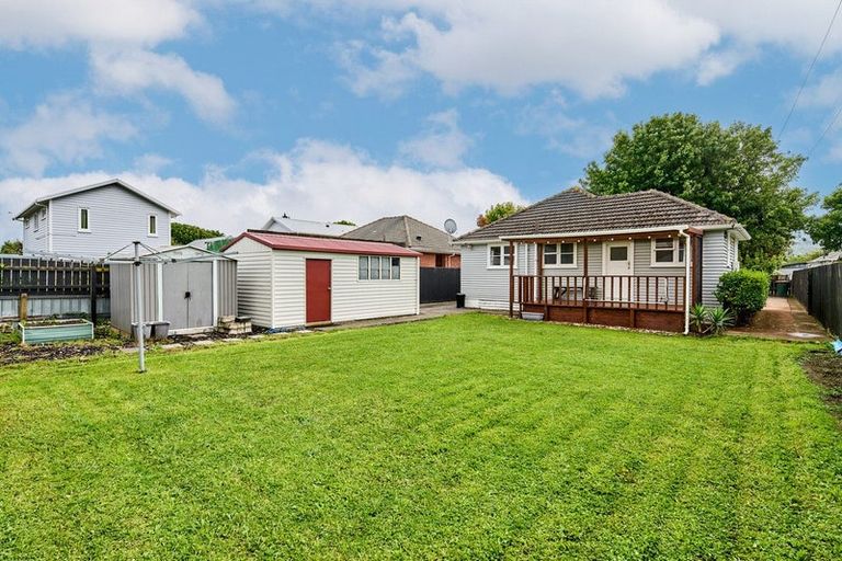 Photo of property in 36 Chapman Crescent, Naenae, Lower Hutt, 5011