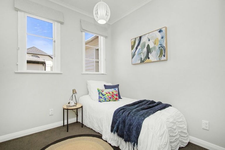 Photo of property in 10a Marina Grove, Hutt Central, Lower Hutt, 5010