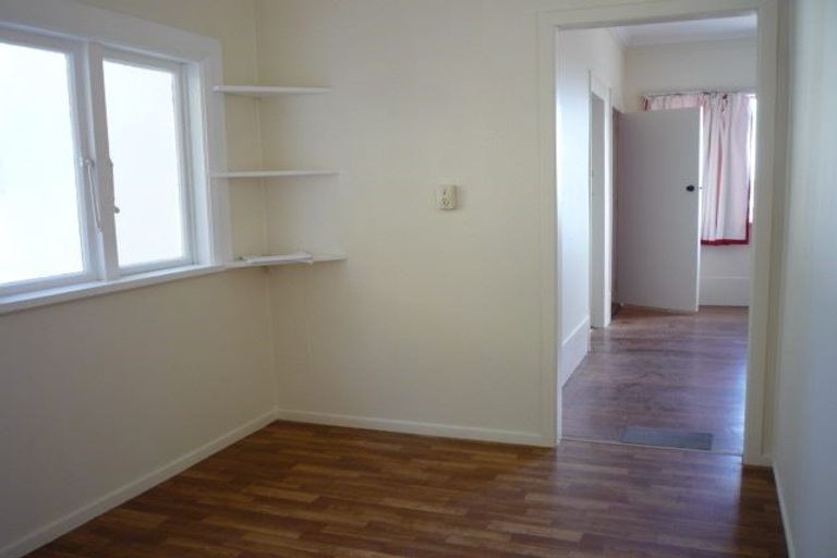 Photo of property in 388 The Esplanade, Island Bay, Wellington, 6023