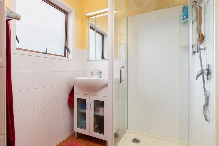 Photo of property in 4/138 Hutchinson Avenue, New Lynn, Auckland, 0600