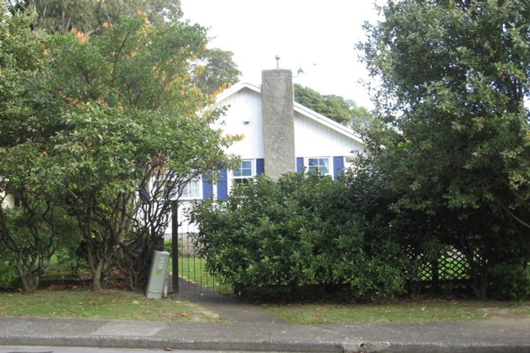 Photo of property in 30 Mamaku Street, Paraparaumu, 5032