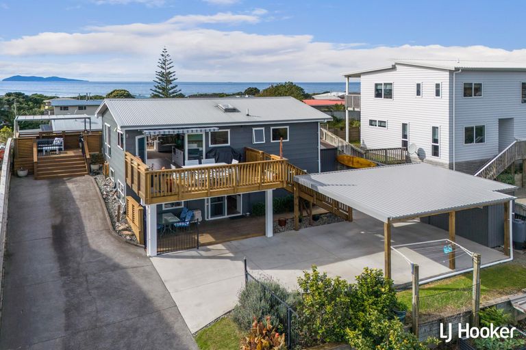 Photo of property in 5 Hanlen Avenue, Waihi Beach, 3611