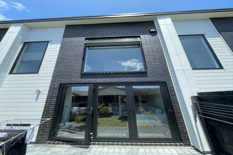 Photo of property in 4/793 Te Atatu Road, Te Atatu Peninsula, Auckland, 0610