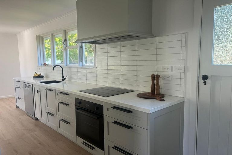 Photo of property in 46b Napier Road, Havelock North, 4130