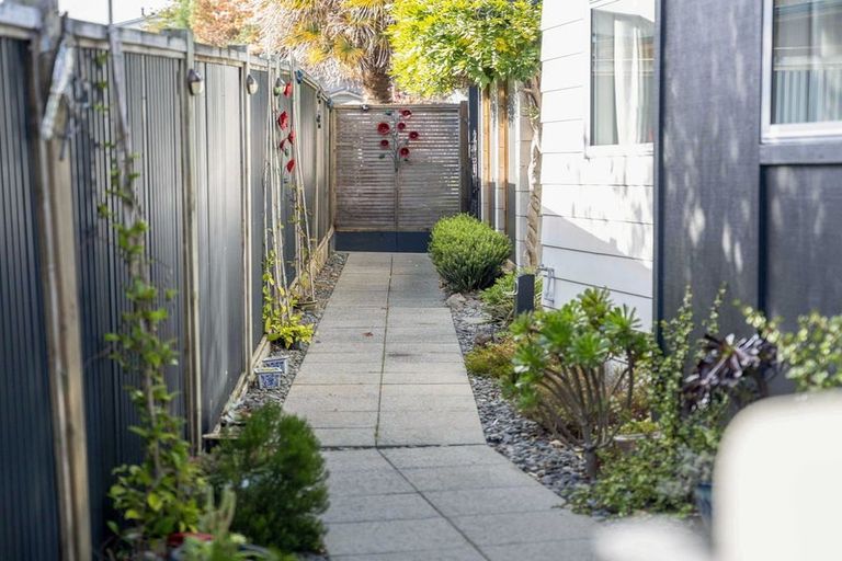 Photo of property in 15 Kurupae Road, Hilltop, Taupo, 3330