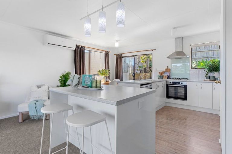 Photo of property in 21a Arawata Avenue, Welcome Bay, Tauranga, 3112