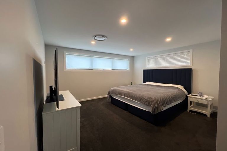 Photo of property in 16 Mcgibbon Lane, Jacks Point, 9371