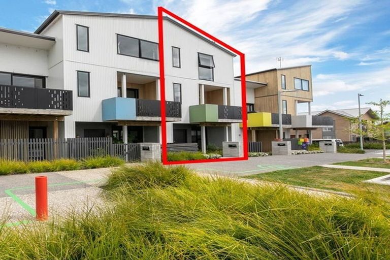 Photo of property in 5 Onekiritea Road, Hobsonville, Auckland, 0616