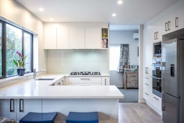 Photo of property in 118a Gracechurch Drive, Flat Bush, Auckland, 2016