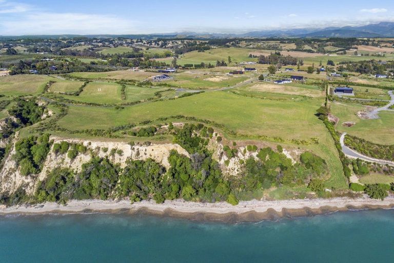 Photo of property in 15 Te Papa Lane, Tasman, 7173