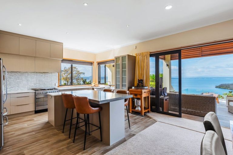 Photo of property in 47 Wakeman Road, Acacia Bay, Taupo, 3330