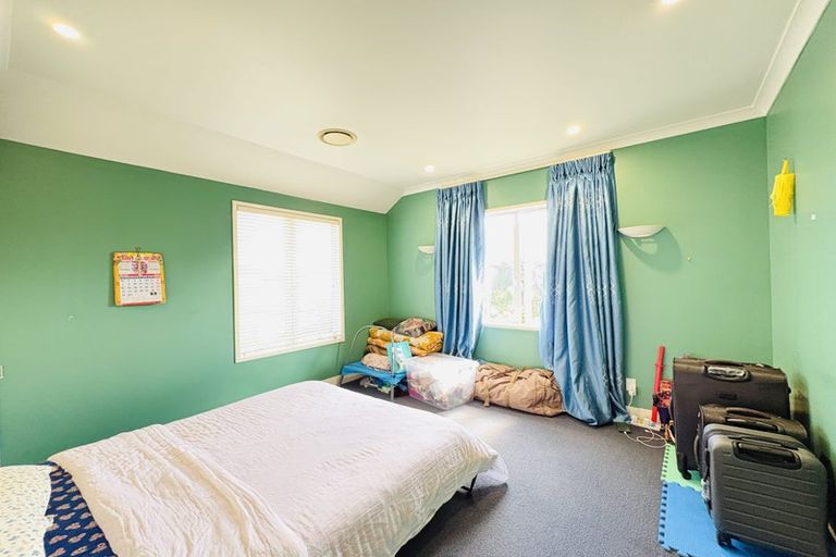Photo of property in 6 Holly Court, Palmerston North, 4410