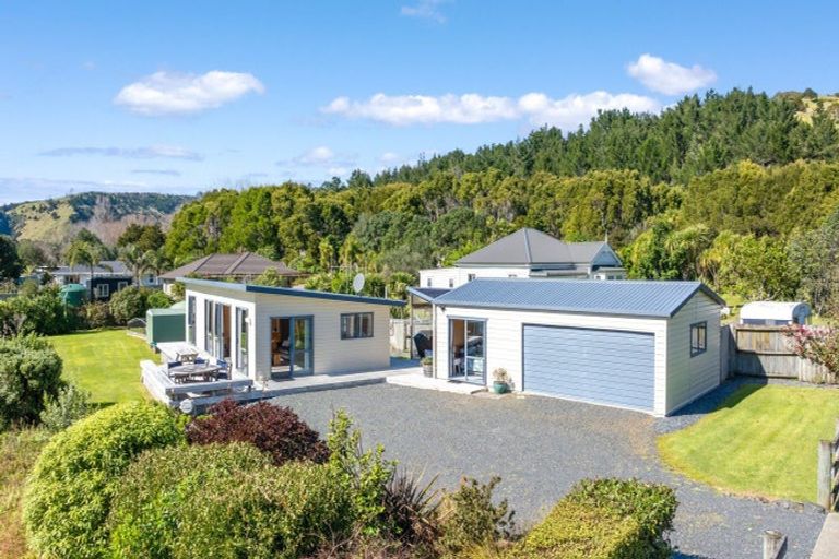 Photo of property in 21 Bathgate Road, Pakiri, Wellsford, 0972