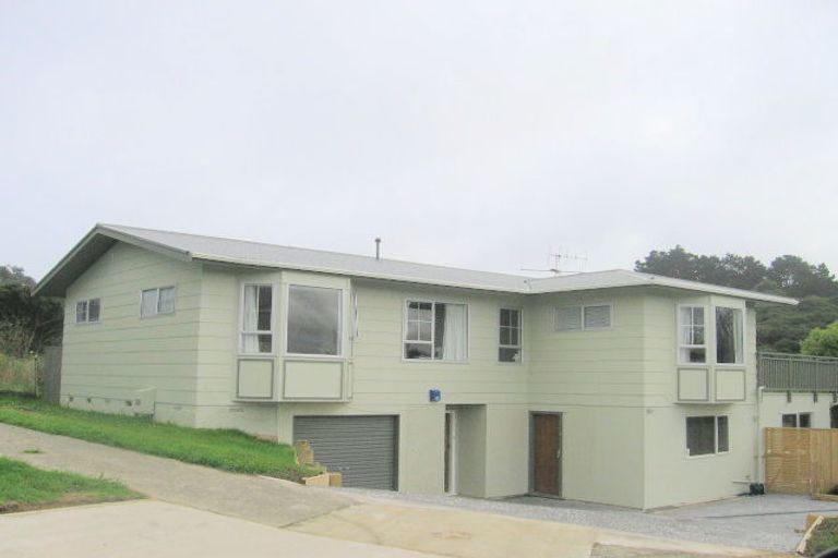 Photo of property in 38 Staithes Drive North, Whitby, Porirua, 5024