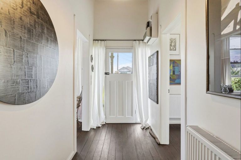 Photo of property in 85 Niblett Street, Whanganui, 4500