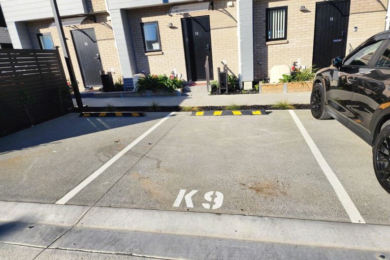 Photo of property in 9 Kiato Lane, Flat Bush, Auckland, 2019