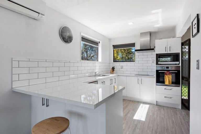 Photo of property in 1/64 Manurere Street, Hei Hei, Christchurch, 8042