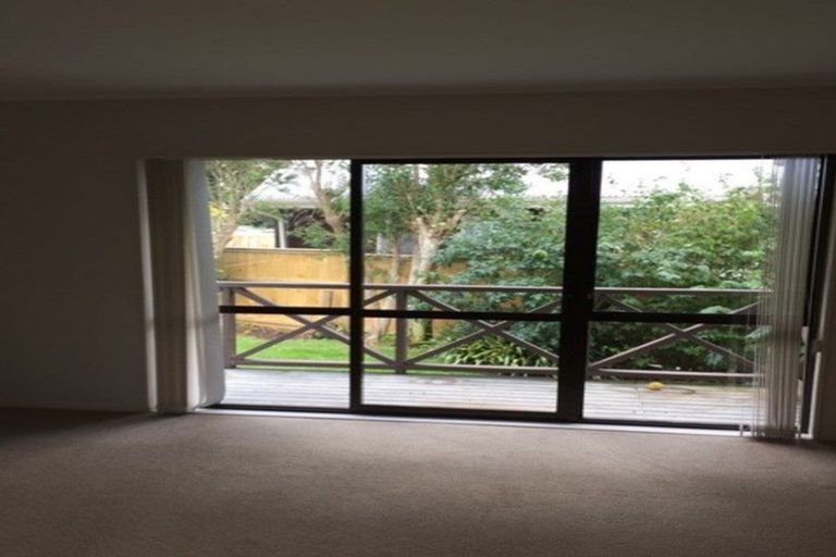 Photo of property in 45 Hutchinson Avenue, New Lynn, Auckland, 0600
