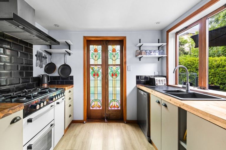 Photo of property in 55c Palmerston Road, Havelock North, 4130