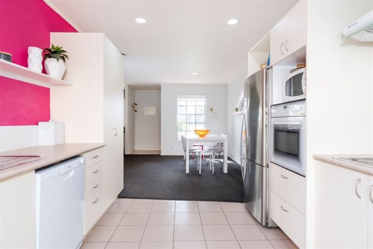 Photo of property in 4 Nectar Avenue, Glen Eden, Auckland, 0602