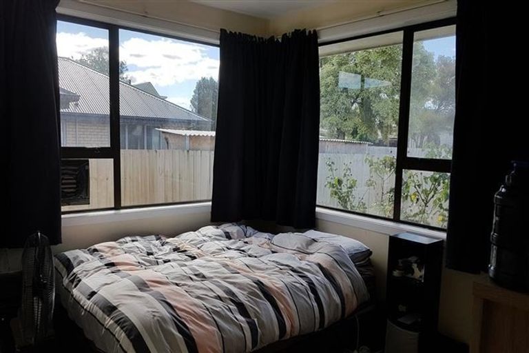 Photo of property in 52 Moore Street, Rolleston, 7614