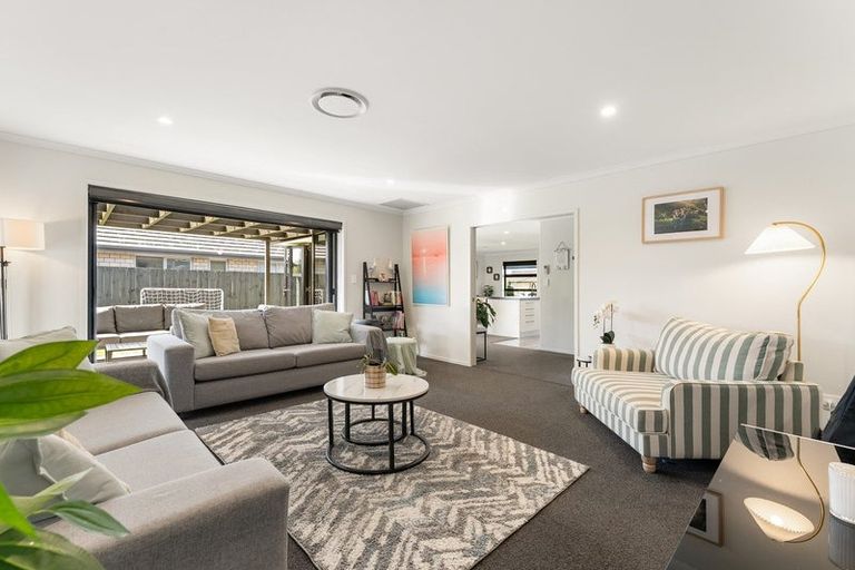 Photo of property in 29 Leet Crescent, Papamoa Beach, Papamoa, 3118