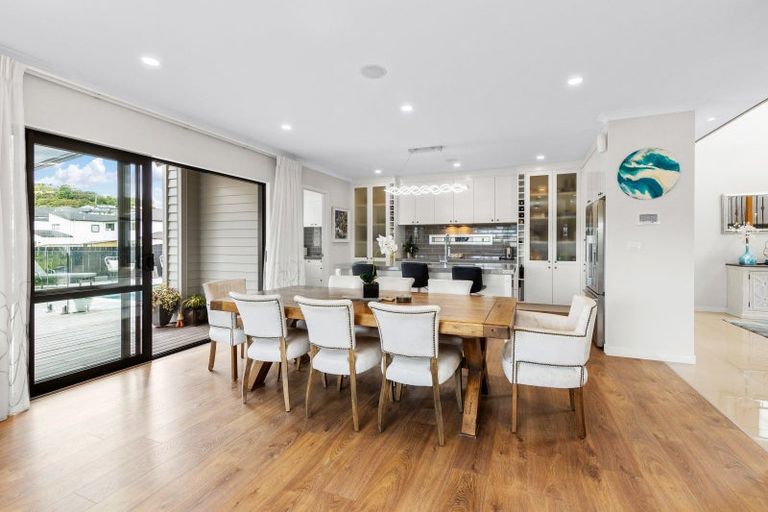 Photo of property in 60 Harvest Avenue, Orewa, 0931